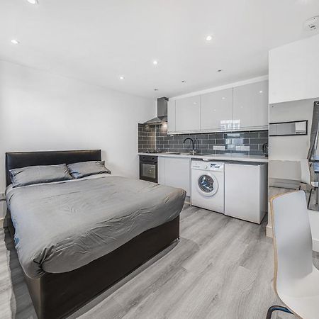 Top Floor Studio In Camberwell London Exterior photo