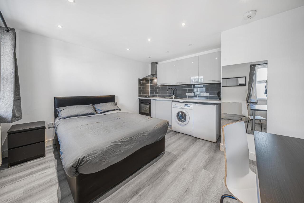 Top Floor Studio In Camberwell London Exterior photo